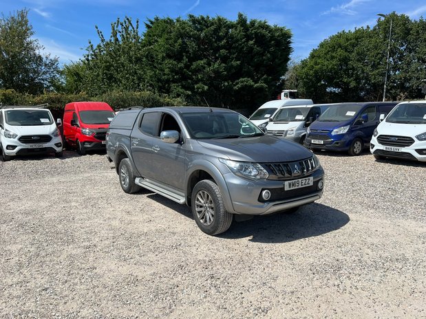 Mitsubishi L200 L200 Barbarian Di-D Auto 4