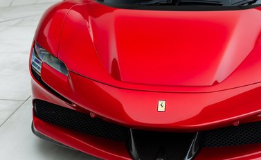 Ferrari SF90 Spider 29