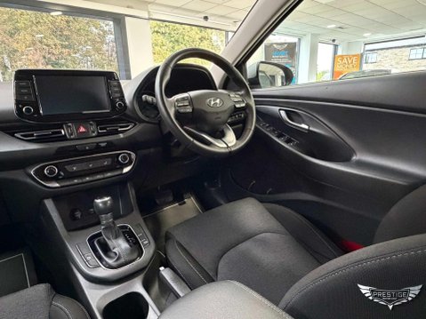 Hyundai i30 1.0 T-GDi MHEV SE Connect DCT Euro 6 (s/s) 5dr 45