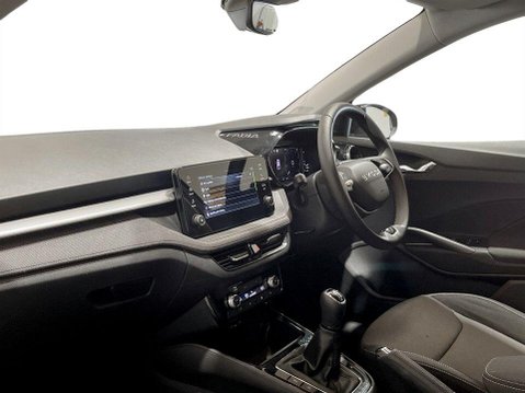 Skoda Fabia 1.0 TSI Design Edition Hatchback 5dr Petrol Manual Euro 6 (s/s) (116 ps) Bl 15