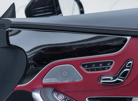 Mercedes-Benz S63 AMG Cabriolet 33