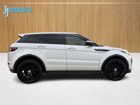 Land Rover Range Rover Evoque 2.0 TD4 HSE Dynamic SUV 5dr Diesel Auto 4WD Euro 6 (s/s) (180 ps) 17