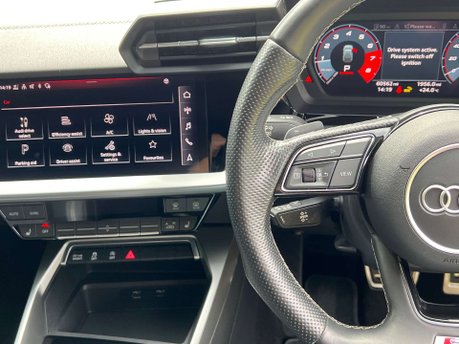 Audi S3 2.0 S3 Sportback TFSI Quattro Semi-Auto 4WD 5dr 25