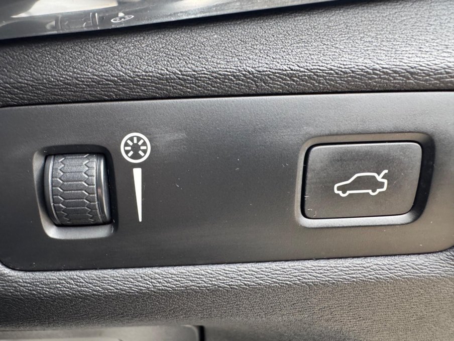 2018 Volvo S90 — image 35