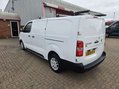 Vauxhall Vivaro 1.5 Vivaro 2900 Dynamic S/S 10