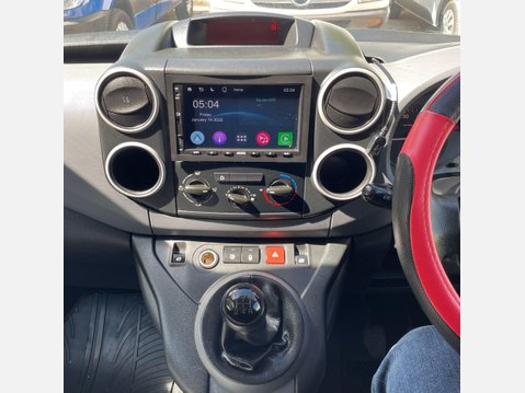 Peugeot Partner 1.6 eHDi 750 SE Panel Van 4dr Diesel Manual L2 (s/s) (134 g/km, 90 bhp) 28