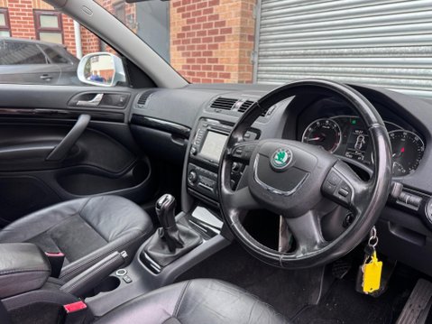 Skoda Octavia 1.8 TSI Laurin & Klement Estate 5dr Petrol Manual Euro 5 (160 ps) 29