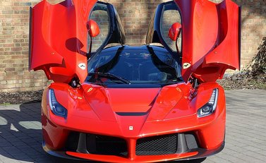 Ferrari LaFerrari 11