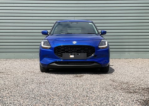 Suzuki Swift Motion 1.2 Mild Hybrid 6