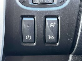 Renault Trafic 2.0 Trafic Sport Energy dCi 5dr 47