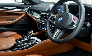 BMW M5 Competition 10