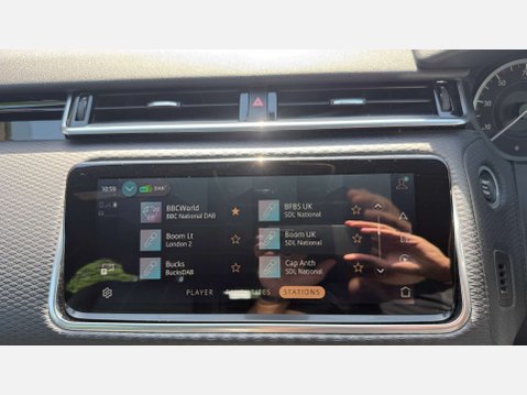 Land Rover Range Rover Velar 2.0 Range Rover Velar R-Dynamic S D MHEV Auto 4WD 5dr 18