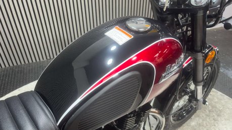 Bullit Hunt 2020 ONLY 1K MODERN 125CC RETRO BIKE CAFE RACER LEARNER 32
