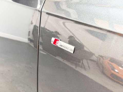 Audi Q7 3.0 TDI V6 50 S line SUV 5dr Diesel Tiptronic quattro Euro 6 (s/s) (286 ps) 33