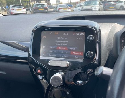 Toyota Aygo 1.0 Aygo X-Clusiv VVT-I 3dr 22