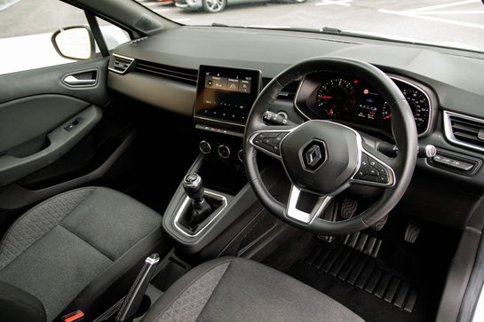 Renault Clio ICONIC TCE