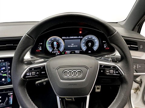 Audi A6 2.0 TFSIe 55 Competition Saloon 4dr Petrol Plug-in Hybrid S Tronic quattro 13