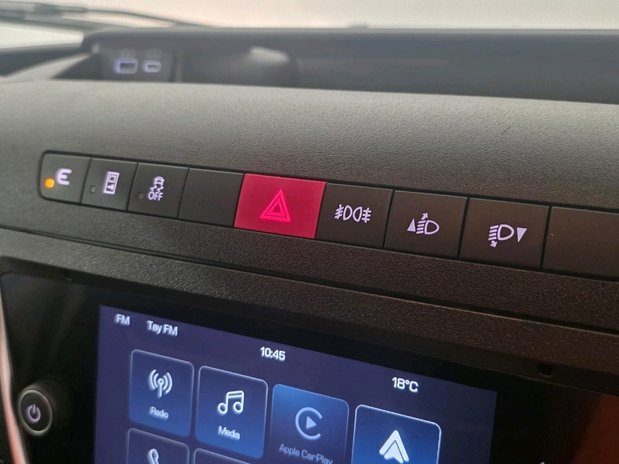 Iveco Daily Daily 35C14 Diesel 2.3 High Roof Business Van 4100L WB Hi-Matic 16