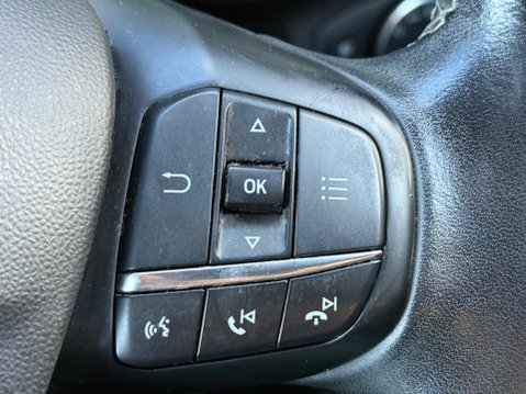Ford Fiesta 1.0T EcoBoost Zetec Euro 6 (s/s) 3dr 21