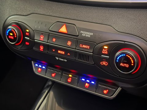 Kia Sorento CRDI KX-4 ISG 21