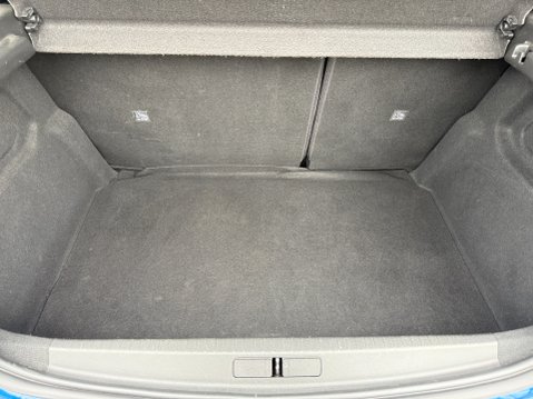 Vauxhall Corsa ELITE EDITION 21,170 MILES 39