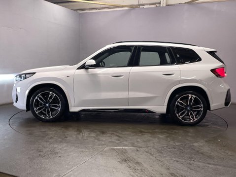 BMW iX1 30 66.5kWh M Sport SUV 5dr Electric Auto xDrive (11kW Charger) (313 ps) 1 O 5