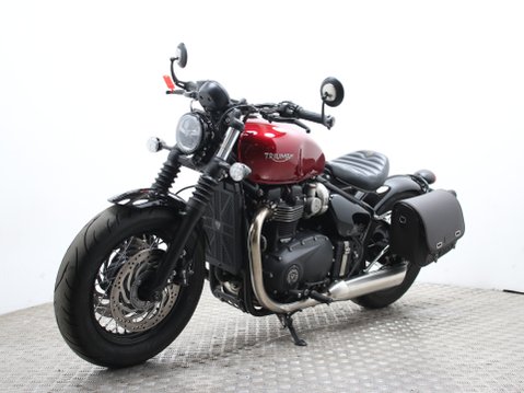 Triumph Bobber BONNEVILLE BOBBER 6