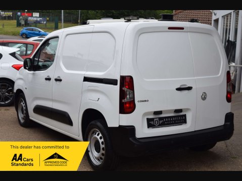 Vauxhall Combo 1.6 Combo 2300 Edition S/S 5