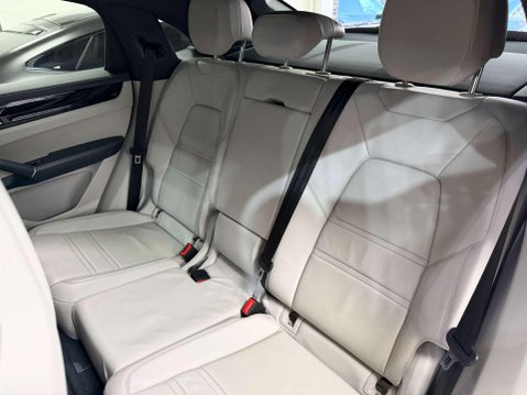 Porsche Cayenne 3.0T V6 Coupe 5dr Petrol TiptronicS 4WD Euro 6 (s/s) (340 ps) 41