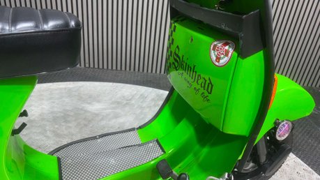 Piaggio Vespa Douglas 125 1987 ONLY 8K CUSTOM CLASSIC 2 STROKE 2T SCOOTER 125CC 17