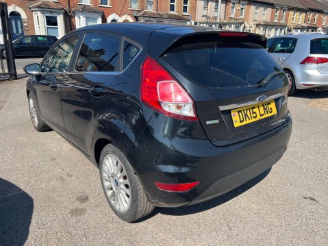 Ford Fiesta 1.0T EcoBoost Titanium Euro 6 (s/s) 5dr 4