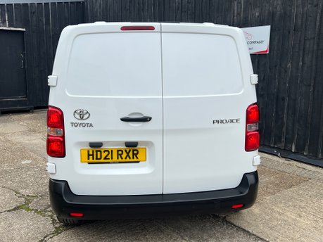 Toyota Proace L1 ICON 26