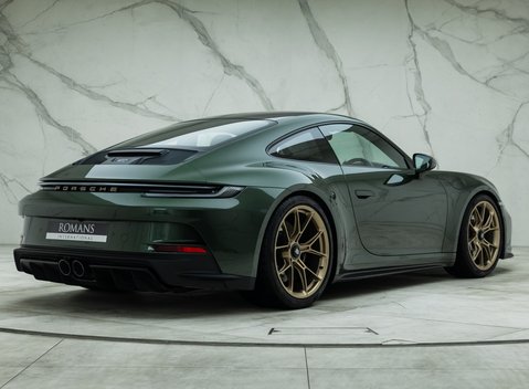 Porsche 911 GT3 TOURING (992) 6