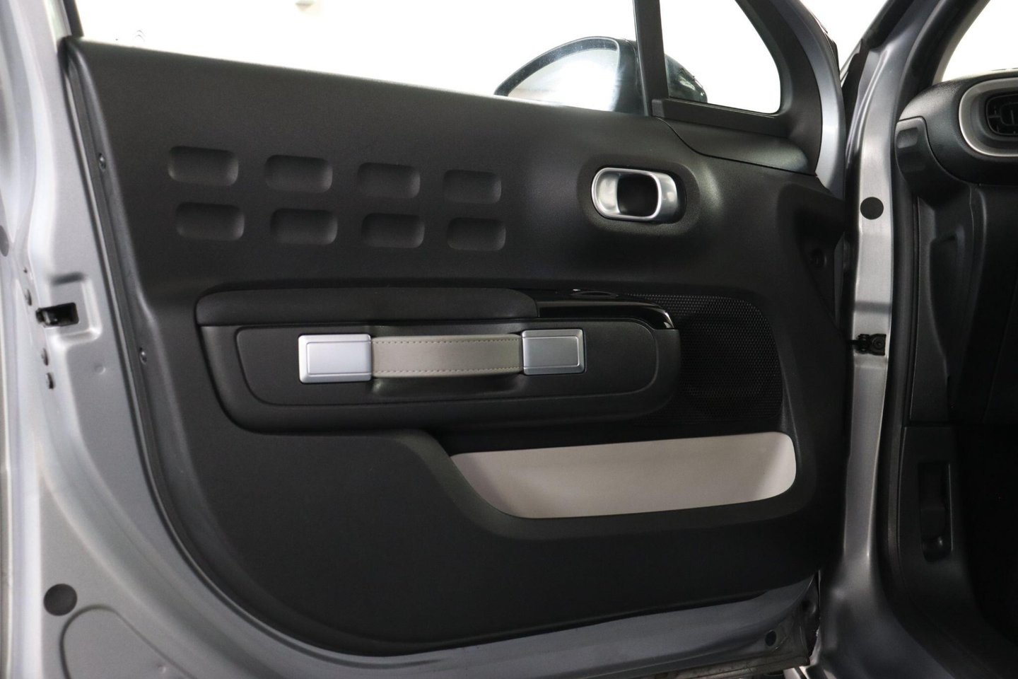 2019 Citroen C3 — image 38