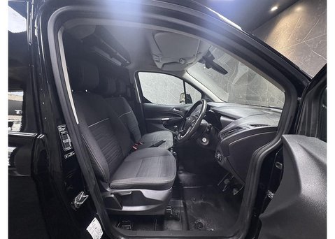 Ford Transit Connect 1.5 TDCi 200 Limited Panel Van 5dr Diesel Manual L1 H1 (119 g/km, 118 bhp) 30
