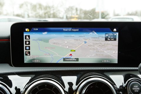 Mercedes-Benz A Class A 200 AMG LINE EXECUTIVE 26