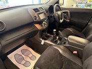 Toyota Rav4 2.2 D-4D XT-R 4WD Euro 5 5dr 9