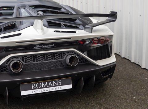 Lamborghini Aventador SVJ LP 770-4 35