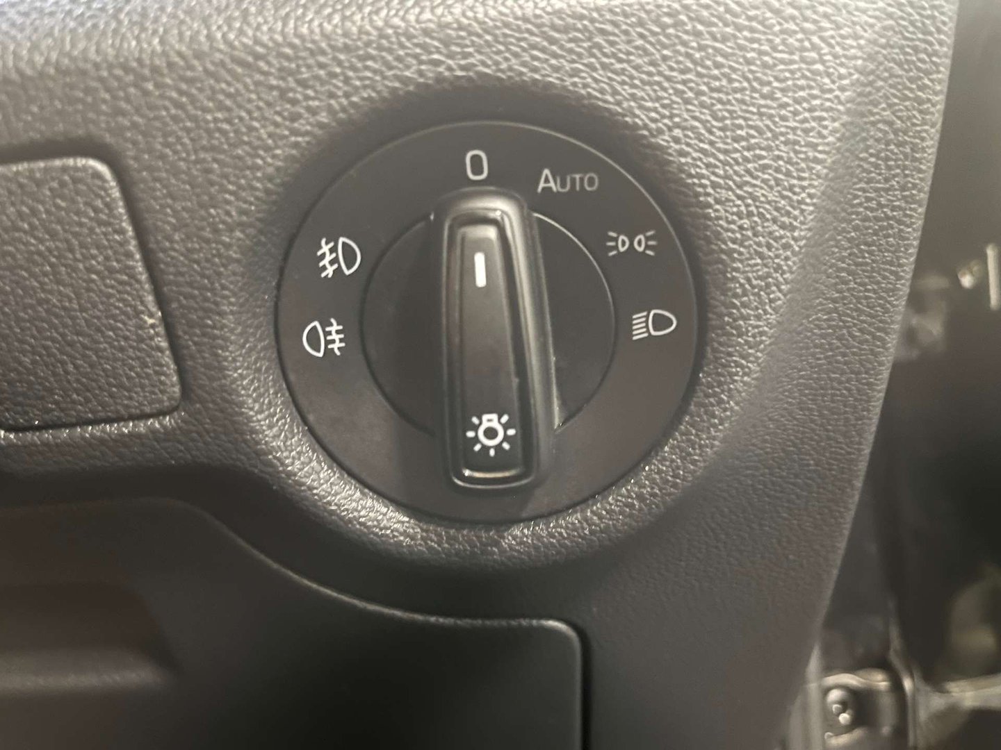 2023 Skoda Kamiq — image 17