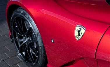 Ferrari 812 Superfast 29