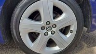 Toyota Prius 1.8 VVT-h Excel Hatchback 5dr Petrol Hybrid CVT Euro 6 (s/s) (15in Alloy) ( 28