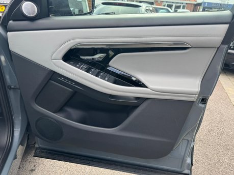 Land Rover Range Rover Evoque 1.5 P300e 12.2kWh Autobiography 5dr Petrol Plug-in Hybrid 4WD Euro 309 ps 28