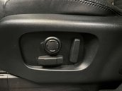 Land Rover Discovery 3.0 Discovery HSE SD6 Auto 4WD 32