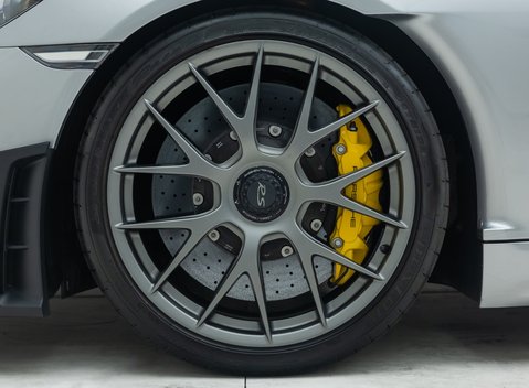 Porsche 718 SPYDER RS 29