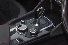 Alfa Romeo Giulia V6 BITURBO QUADRIFOGLIO 25