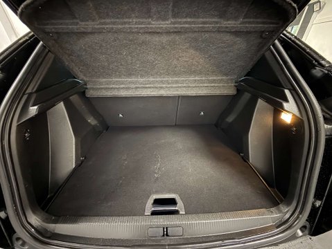 Peugeot 2008 1.2 2008 GT Premium PureTech S/S Auto 5dr 27