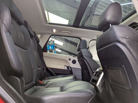 Land Rover Range Rover Sport 3.0 Range Rover Sport HSE Dynamic SDV6 Auto 4WD 5dr 57