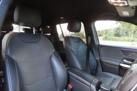 Mercedes-Benz GLB 2.0 GLB35 AMG (Premium) 8G-DCT 4MATIC Euro 6 (s/s) 5dr 9