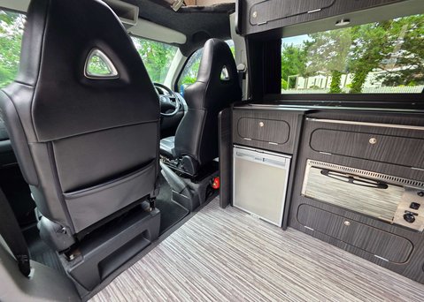 Volkswagen Transporter 2.5 Transporter T30 130 TDI LWB 35