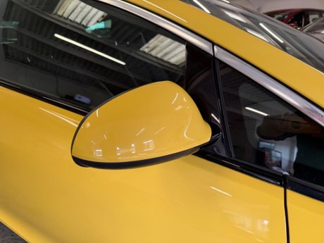 Vauxhall Astra GTC 1.7 CDTi ecoFLEX 109g SRi Euro 5 (s/s) 3dr 27